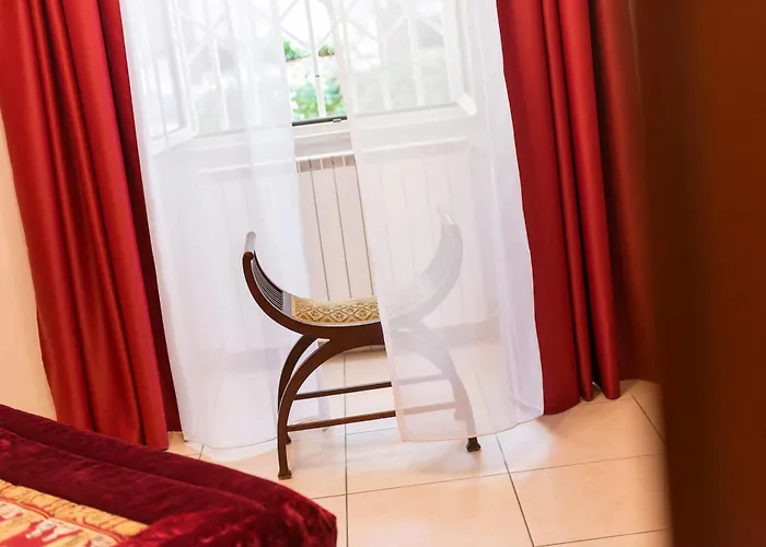 Lorenz Trastevere Hill Rom