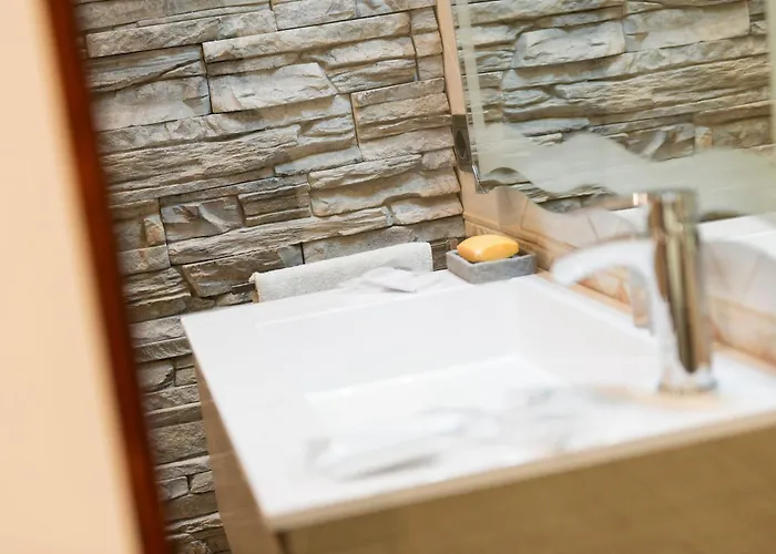 Pensionat Lorenz Trastevere Hill 4*