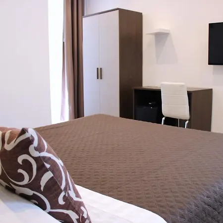 게스트하우스 Lorenz Trastevere Hill 3*